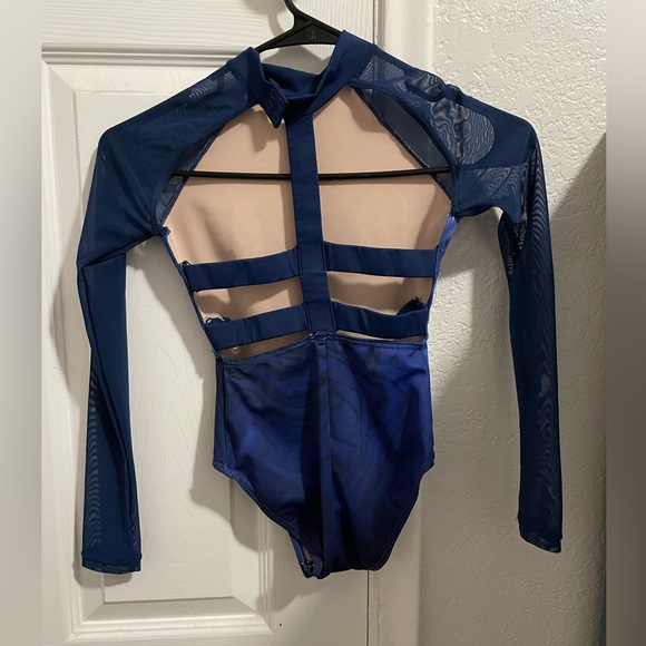 Weissman Ombré Blue Leotard - Picture 2 of 4
